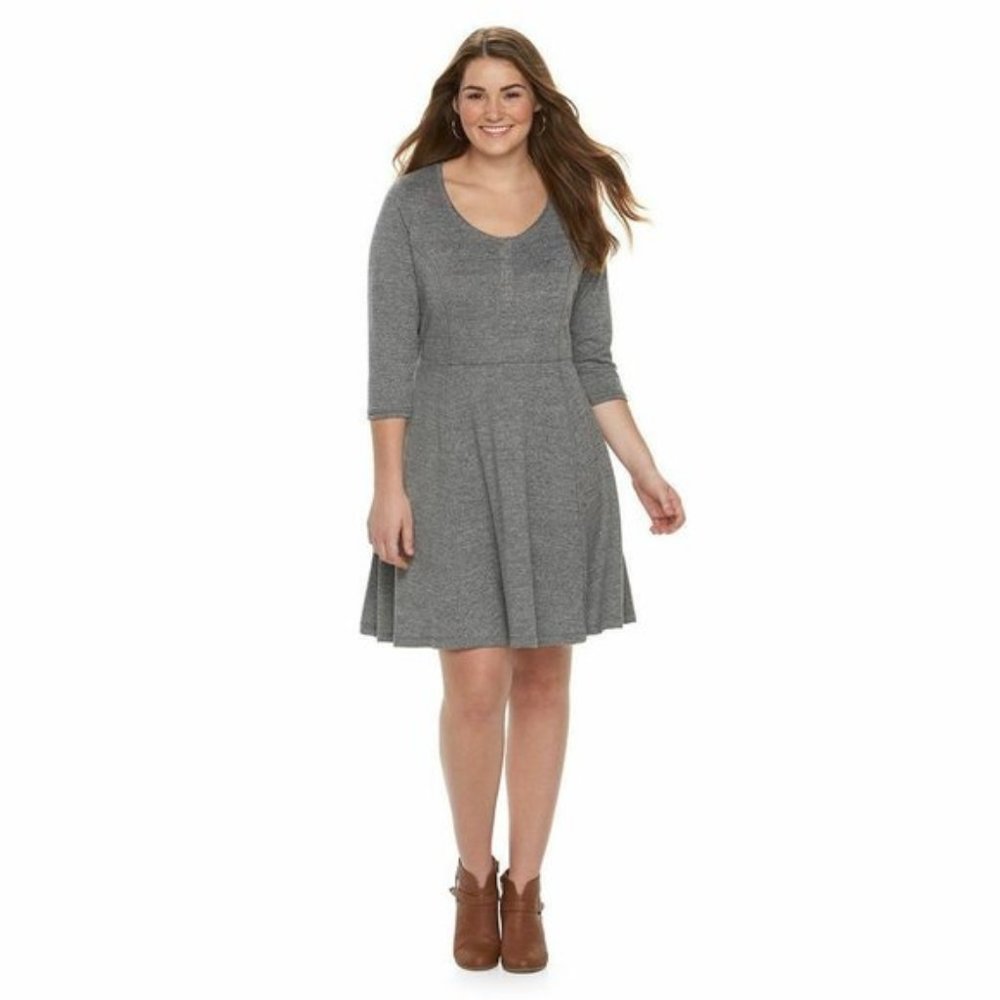Cloud Chaser Raw-Edge Henley Sweater dress -Size M